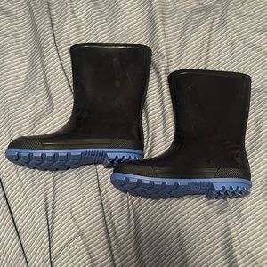 Kids rain boots